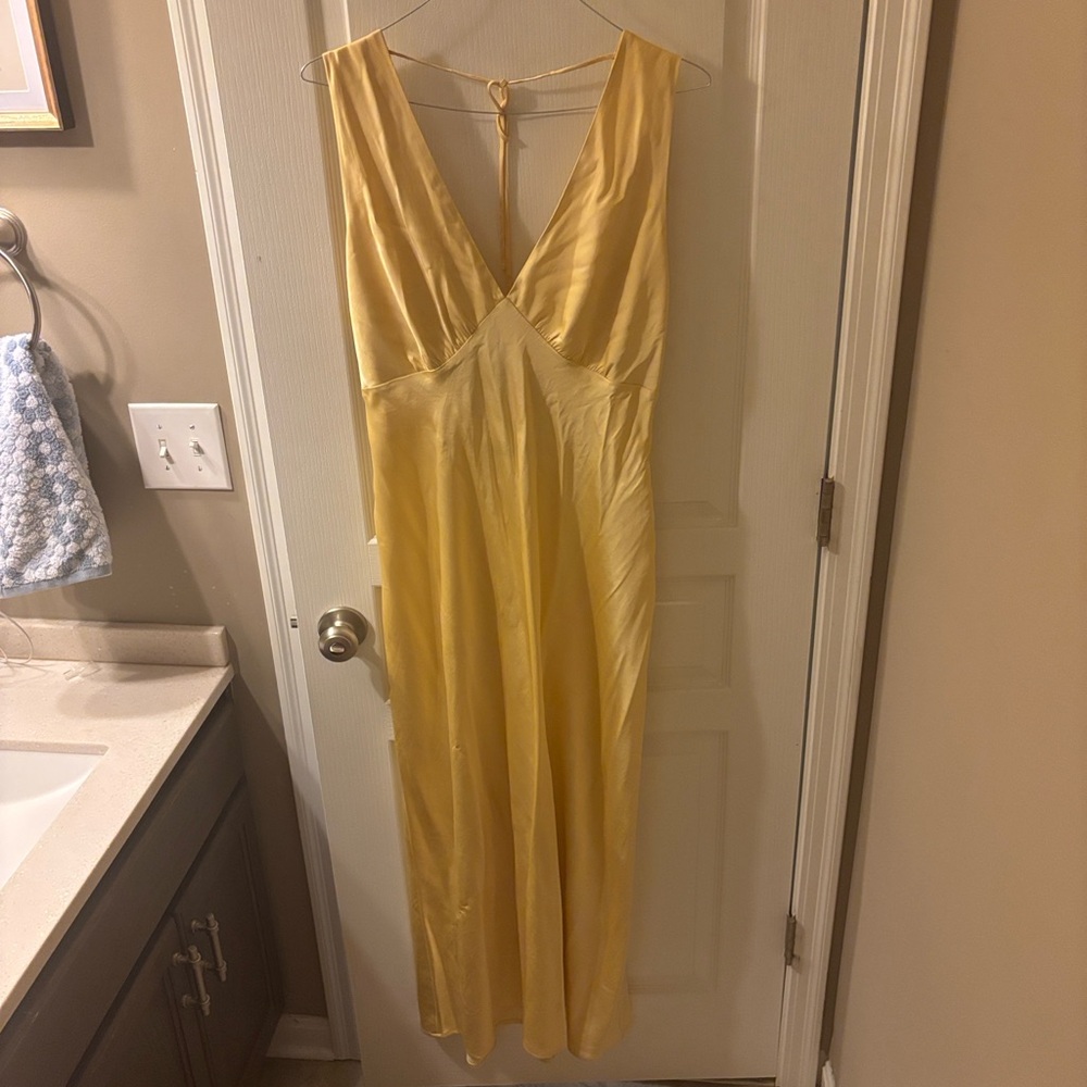 Abercrombie & Fitch Light Yellow Satin Fabric